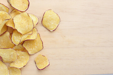 Sweet potato chips, nutritious food.