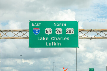 on interstate 10 east direcktion Lake Charles, Loouisiana