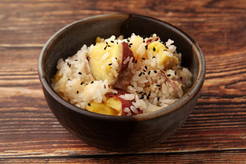 サツマイモの炊き込みご飯