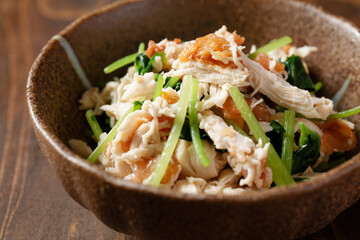 鶏ササミと三つ葉の梅肉和え