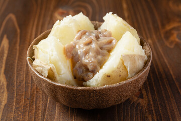 じゃがバター塩辛添え