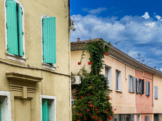 Fototapeta na wymiar Street view of old village Saint-Gilles in France