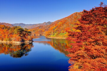川俣湖の秋