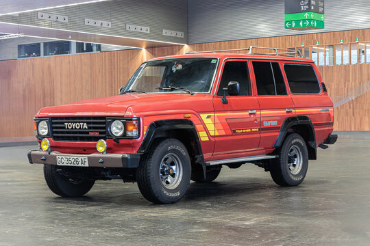 Toyota Land Cruiser HJ61 Turbo (J60)