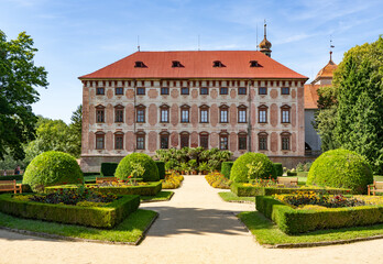 Fototapeta na wymiar Palace with beautiful garden in Libochovice