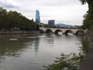 Tbilisi embankment of the Kura River © Yosef