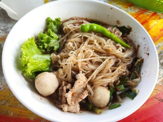 thai noodle soup
