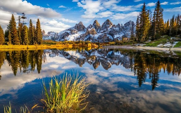 Stunning Natural Landscapes: 25 Breathtaking Photos of Lakes, Rivers, Mountains, and Forests