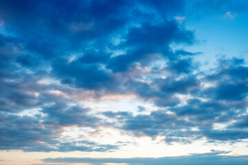 Fototapeta premium Dark storm clouds full in the sky