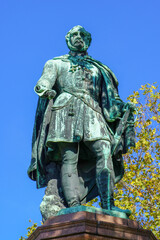 Fototapeta premium Budapest, Hungary, November 3, 2023:Statue of Count István Széchenyi in Budapest