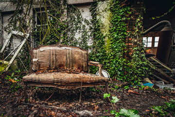 Naklejka premium The abandoned paint shop with living house.