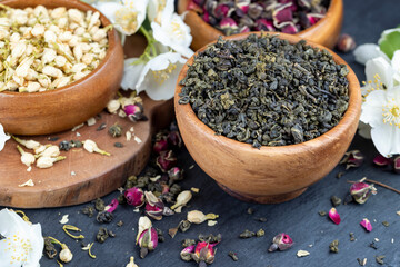 dried rose flowers to dried tea leaves