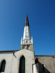 Fototapeta na wymiar Clocher de l'église Sainte-Etienne d'Ars en Ré