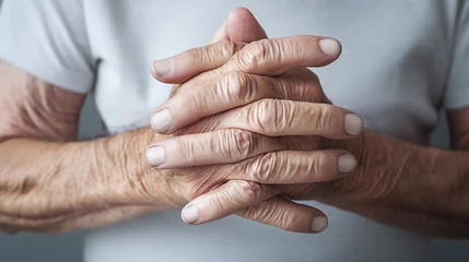 Foto auf Acrylglas Alte Türen hands of the elderly person