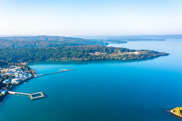 能登島水族館と能登島（石川県七尾市）