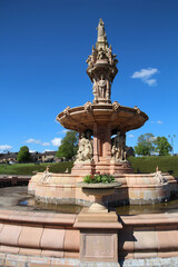 Obraz premium The Doulton Fountain is a fountain in the Scottish city of Glasgow