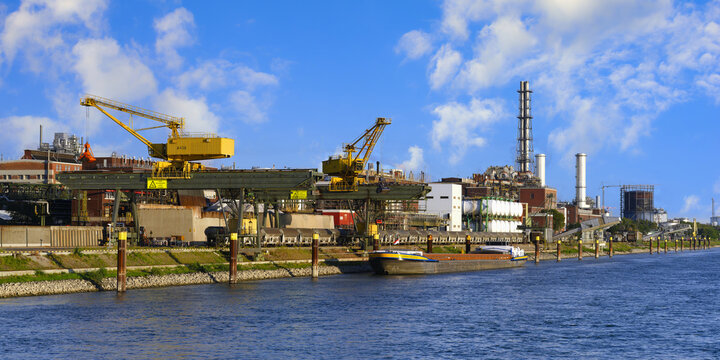 Chemical factory along the Rhine River, Mannheim, Baden-W&uuml;rttemberg, Germany