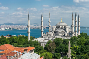 Fototapeta na wymiar Sultan Ahmed Mosque or Blue Mosque, Istanbul, Turkey