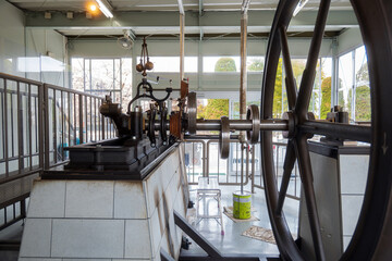 群馬 富岡製糸場 ブリュナエンジン