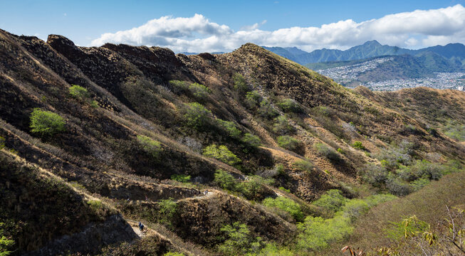 Hawaii Diamond Head mountain walk