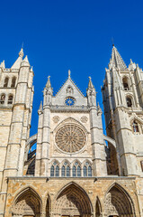 Fototapeta na wymiar View of the Gothic cathedral of Leon, Spain