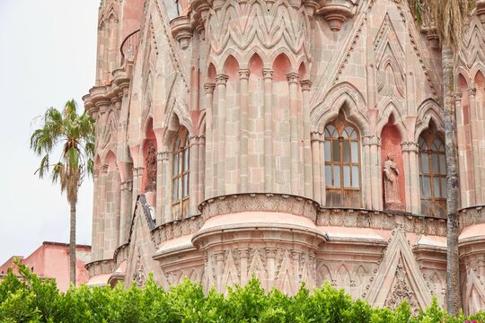 La Parroquia de San Miguel Arcangel, the most famous structure in San Miguel de Allende