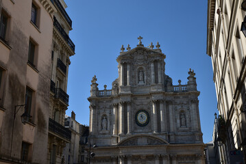 Fototapeta na wymiar Façade baroque de Saint-Paul-Saint-Louis à Paris. France 