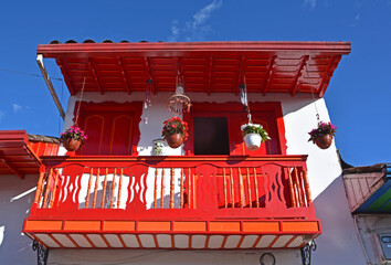 Bunte Hausfassaden in Salento, Departamento Quindio, Kolumbien