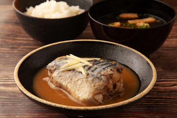 サバの味噌煮定食