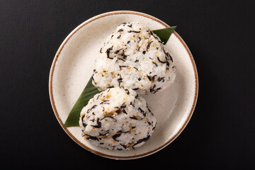 ひじきちりめん　おにぎり