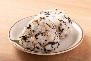 ひじきちりめん　おにぎり