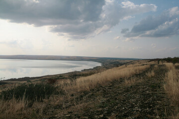 Fototapeta na wymiar Sengileyevskoe reservoir in autumn, Stavropol, Russia.