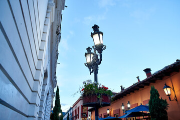 San Cristóbal De Las Casas, Pueblo Mágico, Chiapas, Viajero, Casas Coloniales, Tejas Rojas,...