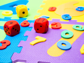 Educational games. Colored cubes and numbers for kindergarten. Puzzles. - 680692011