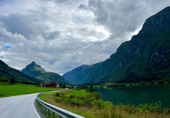 Eggenibba, Breim, Norway