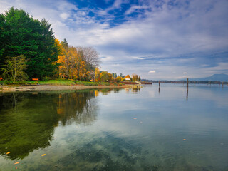 Fototapeta premium View of Hecate Park, Cowichan Bay, Vancouver Island, British Colombia, Canada with bright autumn colors