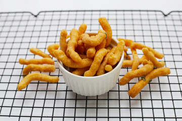 Thai Fried Dough (Thai Dessert) – Kanom Kan Bua