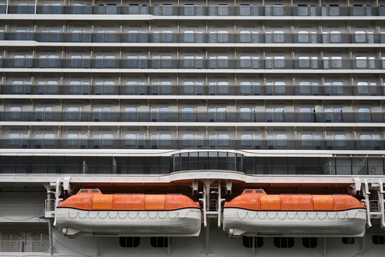 Carnival cruise ship Panorama, cabins and lifeboats.