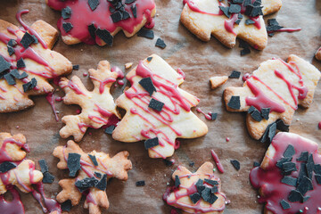 Weihnachtskekse Tannenbäume