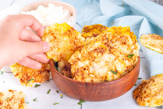 Cottage cheese chips