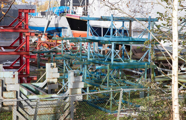 Supports for boats on dry land