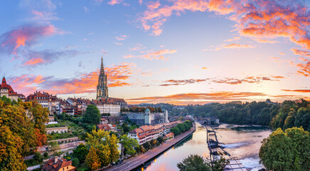 Bern, Switzerland on the Aare River in the Morning - obrazy, fototapety, plakaty