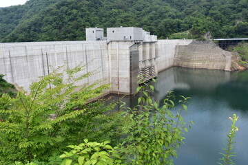 Fototapeta na wymiar hydroelectric power station