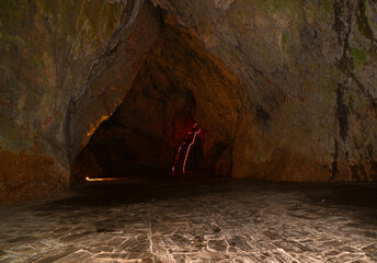 Oylat Cave in Bursa, Turkey. - obrazy, fototapety, plakaty