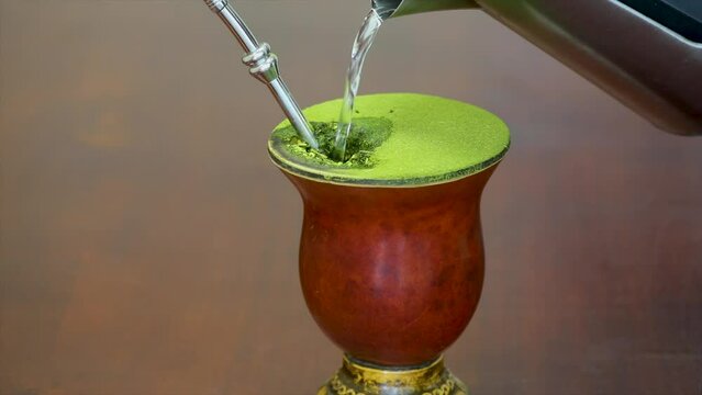 Serving a classic Brazilian chimarr&atilde;o