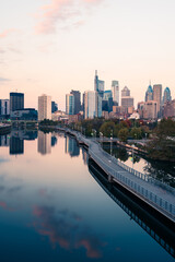 Fototapeta na wymiar The City Across the River in Philadelphia
