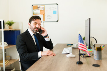 American diplomat working for US office