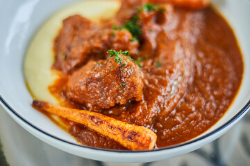 Braised beef cheek with red wine sauce