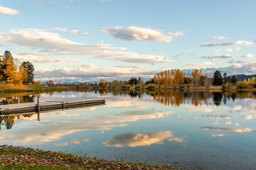 Fototapeta na wymiar Frenchtown Pond State Park in Montana in beautiful autumn day