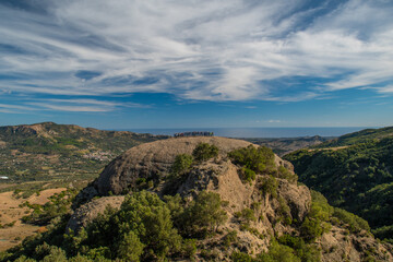 Fototapeta na wymiar Pietra Tonda, one of the largest rock formations in the Aspromonte national park.